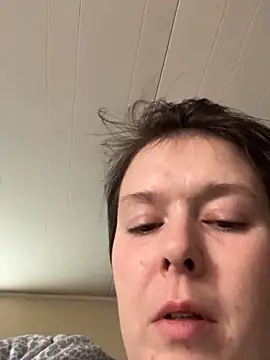 KatieBARBiE98 online show from 01-06-26, 03:16