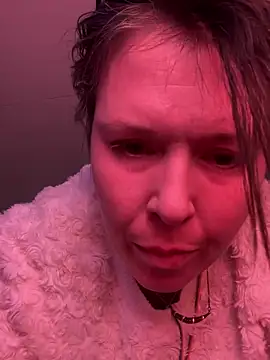 KatieBARBiE98 online show from 02-11-26, 09:53