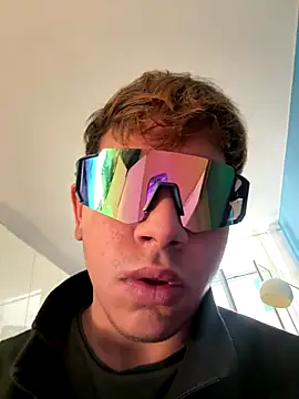 calleaaaa online show from 11-05-25, 10:26