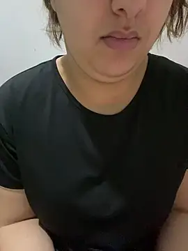 yassminsexy22 online show from 03-06-26, 07:10