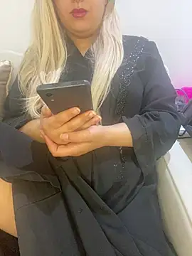 yassminsexy22 online show from 05-15-26, 06:15