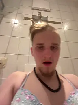 Michaela1222 online show from 04-13-26, 09:15