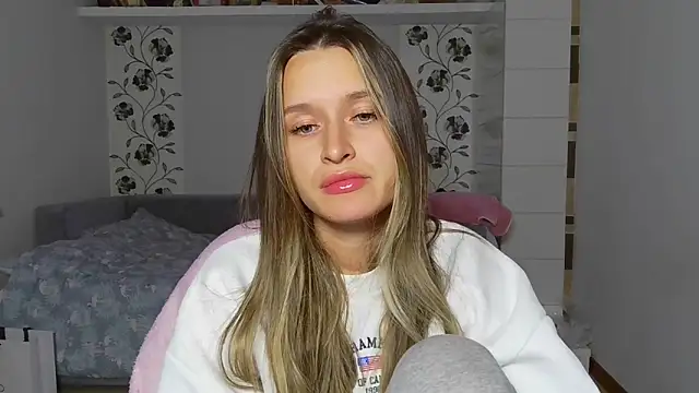 Submissive love online show from 11-27-25, 05:15