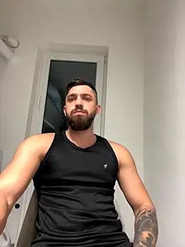 LoveIsBlind  online show from 12-04-24, 02:31