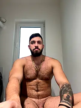 LoveIsBlind  online show from 12-06-24, 07:43