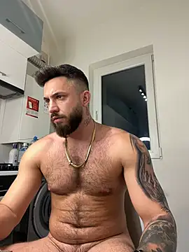 LoveIsBlind  online show from 12-17-24, 12:34