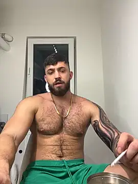 LoveIsBlind  online show from 12-19-24, 08:55