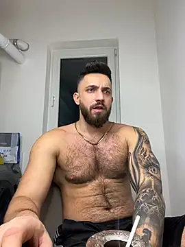 LoveIsBlind  online show from 12-30-24, 09:19