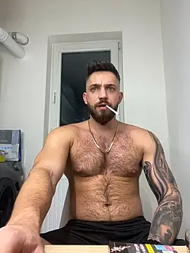 LoveIsBlind  online show from 12-31-24, 04:49