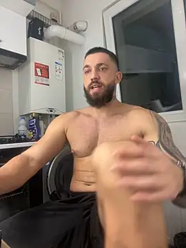 LoveIsBlind  online show from 10-08-25, 02:42