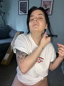 Snapshot of NaomiSquirts chatting on 02-23-25, 10:17 NaomiSquirts online show from 02-23-25, 10:17