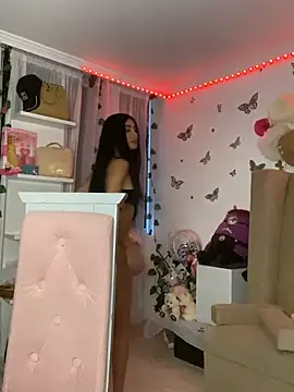 lina pink online show from 01-23-25, 11:05