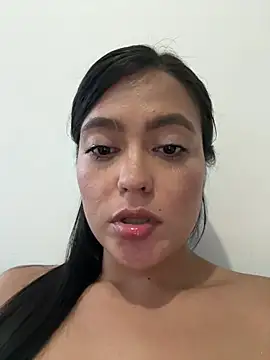 Snapshot of Karla-sexy01 chatting on 05-04-26, 10:50 Karla-sexy01 online show from 05-04-26, 10:50