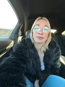 Snapshot of Giuliana_baby chatting on 05-14-26, 05:58 Giuliana baby online show from 05-14-26, 05:58