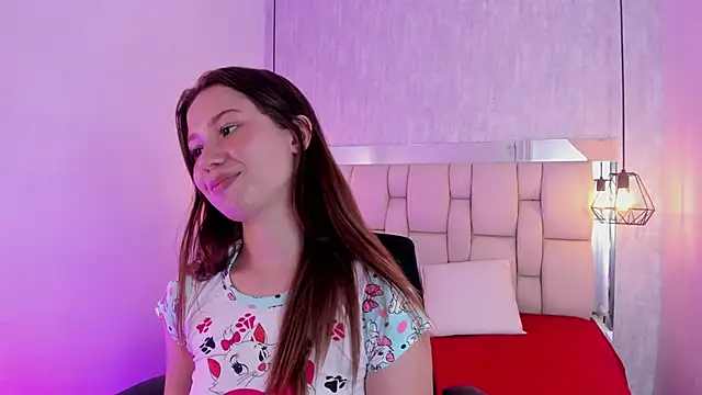 Roxie-Summers11 online show from 12-28-24, 04:41