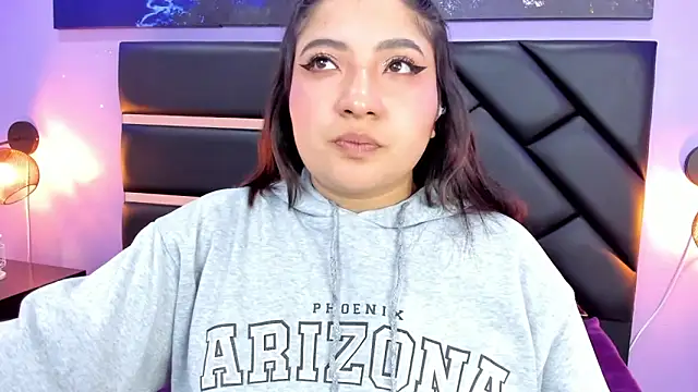 Emma monserrat online show from 06-01-26, 12:07