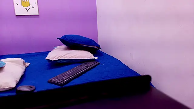 Snapshot of veronica_sinner_ chatting on 01-25-25, 11:55 veronica sinner  online show from 01-25-25, 11:55