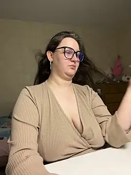 hungry1bunny online show from 05-17-26, 06:15