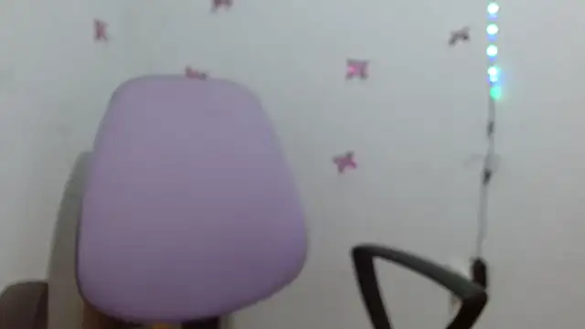 Snapshot of charlotte_slut chatting on 05-20-26, 01:50 charlotte slut online show from 05-20-26, 01:50