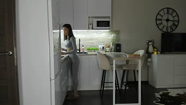 nilliluv online show from 10-27-25, 12:20