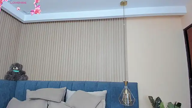 kathecute   online show from 02-15-26, 01:46