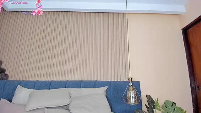 kathecute   online show from 02-19-26, 01:45