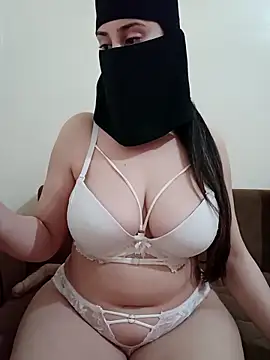 Snapshot of Arabic-Rose chatting on 04-11-26, 11:03 Arabic-Rose online show from 04-11-26, 11:03
