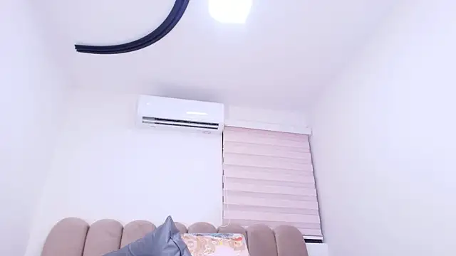 nicol f online show from 12-05-25, 03:04