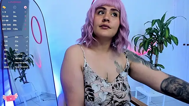 GretaX-X online show from 12-15-24, 11:34