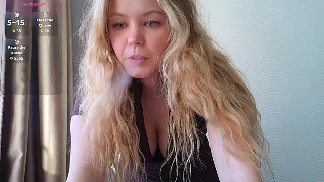 Milana15 online show from 04-14-26, 02:45