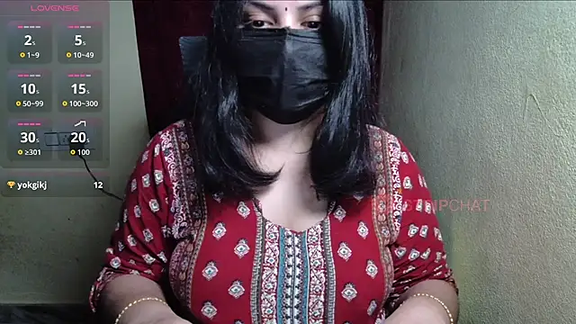 Snapshot of sindhu_22 chatting on 06-26-26, 05:50 sindhu 22 online show from 06-26-26, 05:50