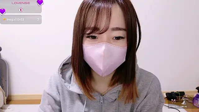 Rio chan  online show from 11-24-25, 01:00