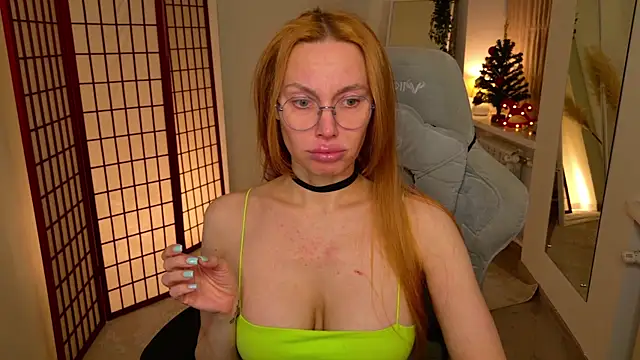 Love Call online show from 12-14-25, 05:24