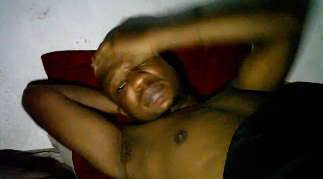 Snapshot of TheeRealShow chatting on 01-22-25, 01:10 TheeRealShow online show from 01-22-25, 01:10