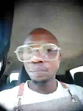 Snapshot of TheeRealShow chatting on 02-07-26, 11:47 TheeRealShow online show from 02-07-26, 11:47