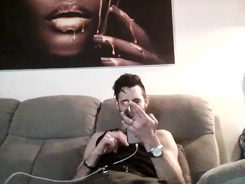 Snapshot of Bigkisslove chatting on 02-11-26, 01:10 Bigkisslove online show from 02-11-26, 01:10