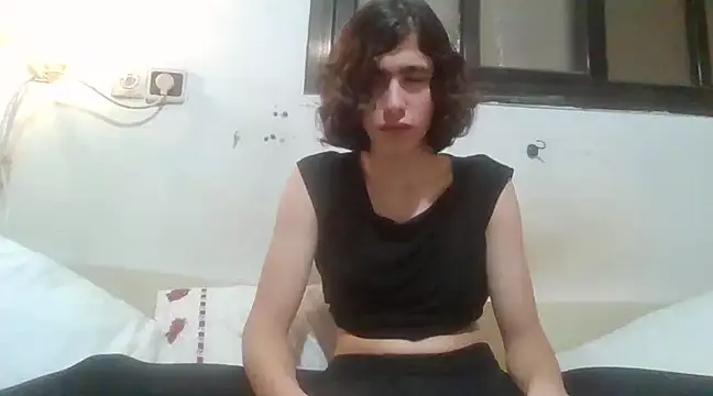 Snapshot of myself314 chatting on 02-08-25, 02:04 myself314 online show from 02-08-25, 02:04