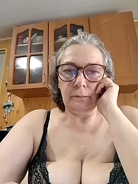 Snapshot of IrinaSweet54 chatting on 07-01-26, 09:00 IrinaSweet54 online show from 07-01-26, 09:00