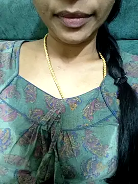 Ambika01 online show from 04-17-26, 01:58