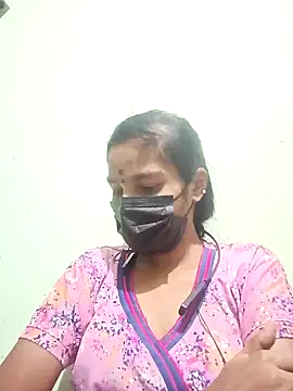 Snapshot of anusiya01 chatting on 01-18-25, 04:53 anusiya01 online show from 01-18-25, 04:53