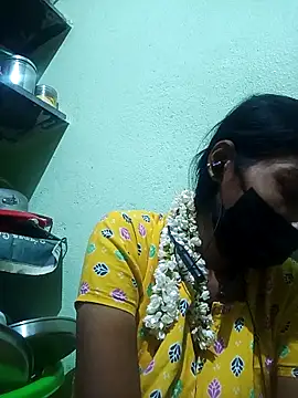 Snapshot of anusiya01 chatting on 02-23-25, 05:18 anusiya01 online show from 02-23-25, 05:18