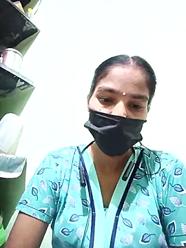 Snapshot of anusiya01 chatting on 03-13-25, 02:55 anusiya01 online show from 03-13-25, 02:55