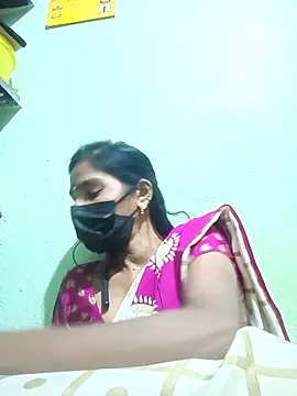 Snapshot of anusiya01 chatting on 09-11-25, 03:56 anusiya01 online show from 09-11-25, 03:56