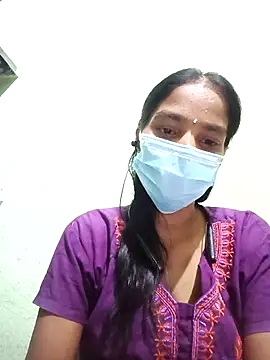 Snapshot of anusiya01 chatting on 10-02-25, 02:24 anusiya01 online show from 10-02-25, 02:24