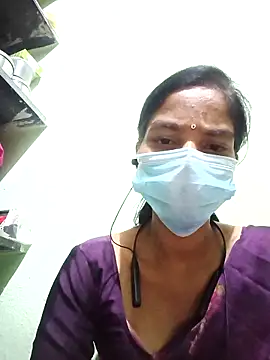 Snapshot of anusiya01 chatting on 10-06-25, 05:54 anusiya01 online show from 10-06-25, 05:54