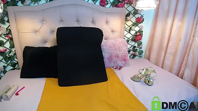 ElizabethSweet  online show from 03-19-25, 07:17