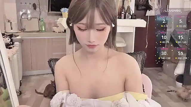 -XunMengLong- online show from 03-05-25, 08:10