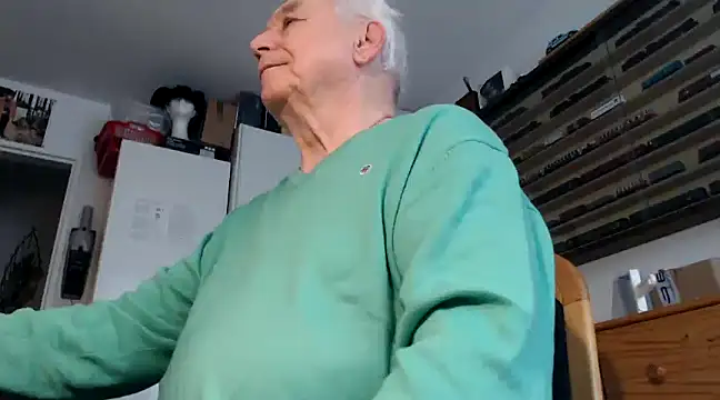 utilisasinus online show from 01-21-25, 12:29