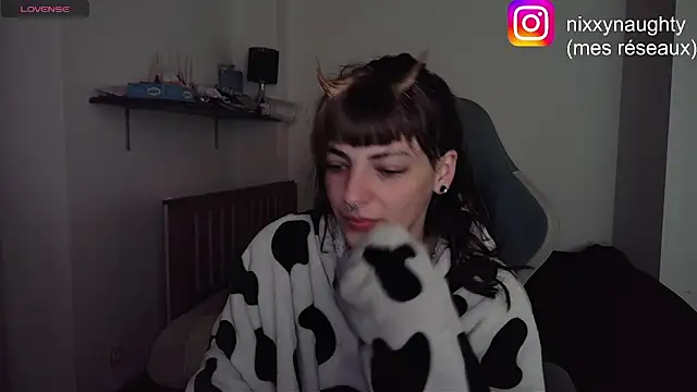 Snapshot of Nixxy_naughty chatting on 01-14-25, 08:59 Nixxy naughty online show from 01-14-25, 08:59