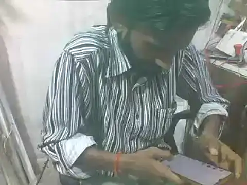 Snapshot of Desi_GfBf chatting on 03-12-25, 12:47 Desi GfBf online show from 03-12-25, 12:47
